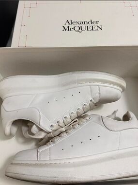Alexander McQueen sneakers Size 39